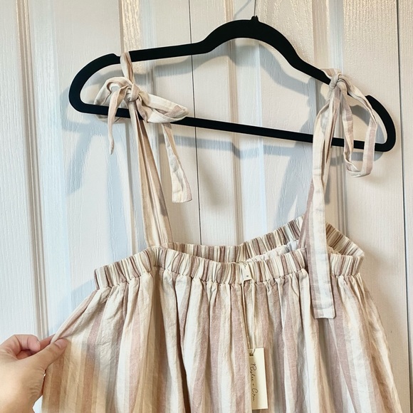 NWT Rylee + Cru petal dress - Picture 3 of 5